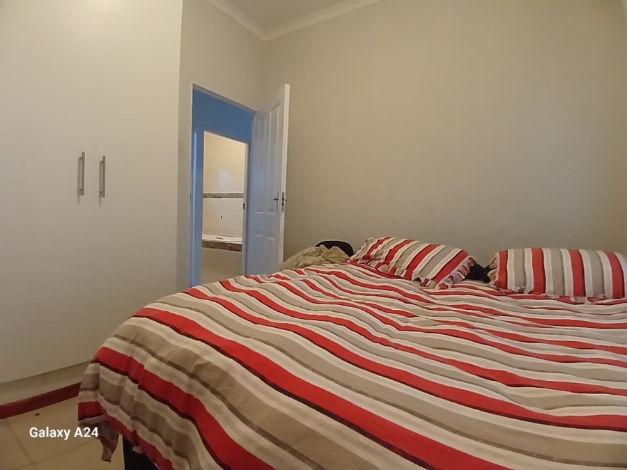 3 Bedroom Property for Sale in Graceland Eastern Cape